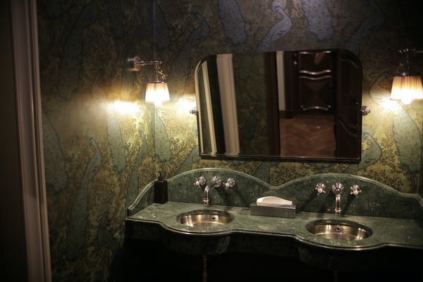 Elevate Your Bathroom Experience with Wallinx65 Bath and Body Care Products